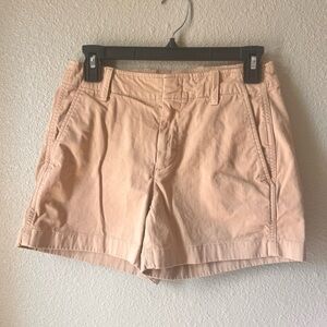 GAP khaki Shorts